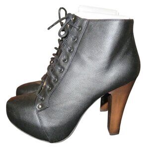 Qupid Puffin Black Leatherette Lace Up Platform Wooden Heel Ankle Bootie sz 8